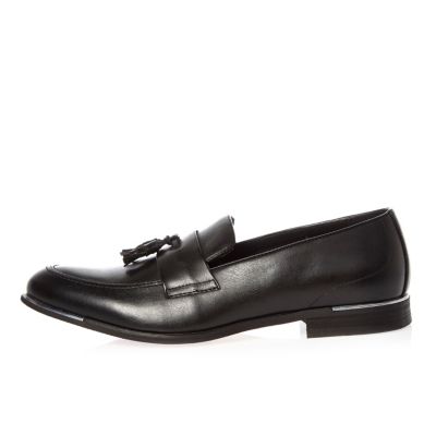 Black silver tipping tassel loafers